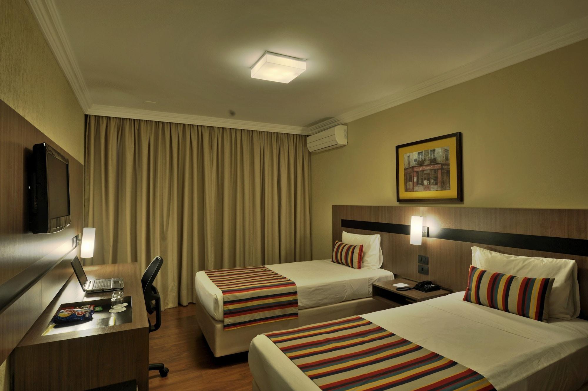 Hotel Deville Express Cascavel Cascavel  Exteriér fotografie