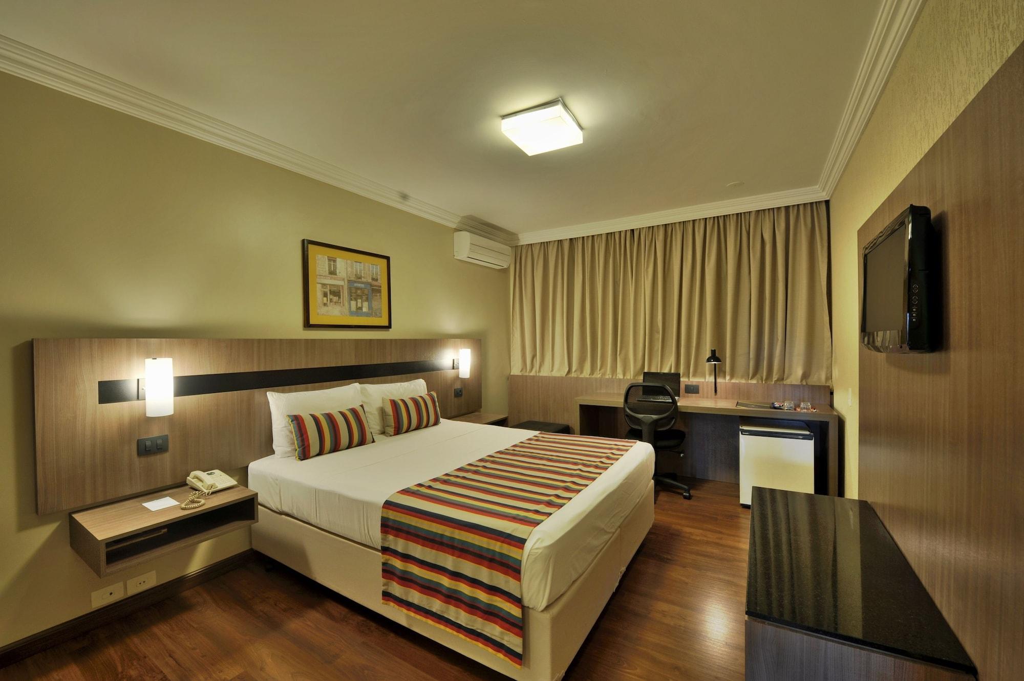 Hotel Deville Express Cascavel Cascavel  Exteriér fotografie