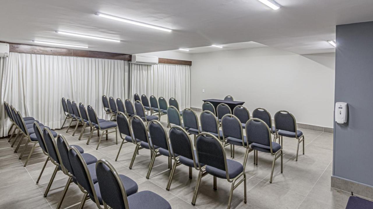 Hotel Deville Express Cascavel Cascavel  Exteriér fotografie