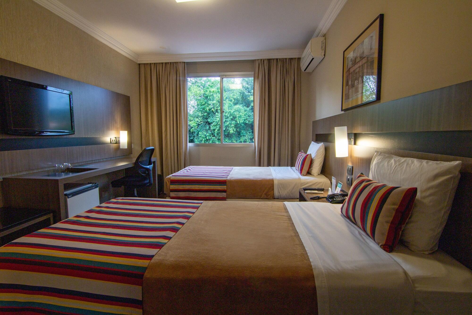 Hotel Deville Express Cascavel Cascavel  Exteriér fotografie