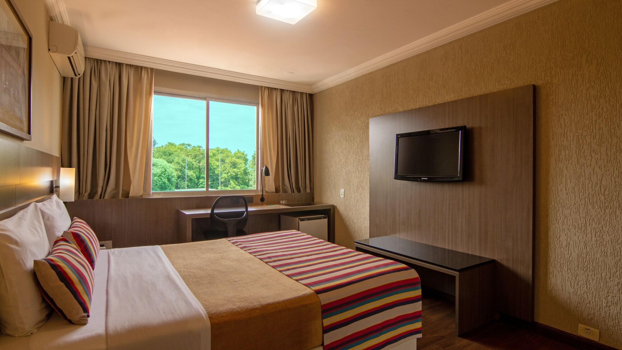 Hotel Deville Express Cascavel Cascavel  Exteriér fotografie