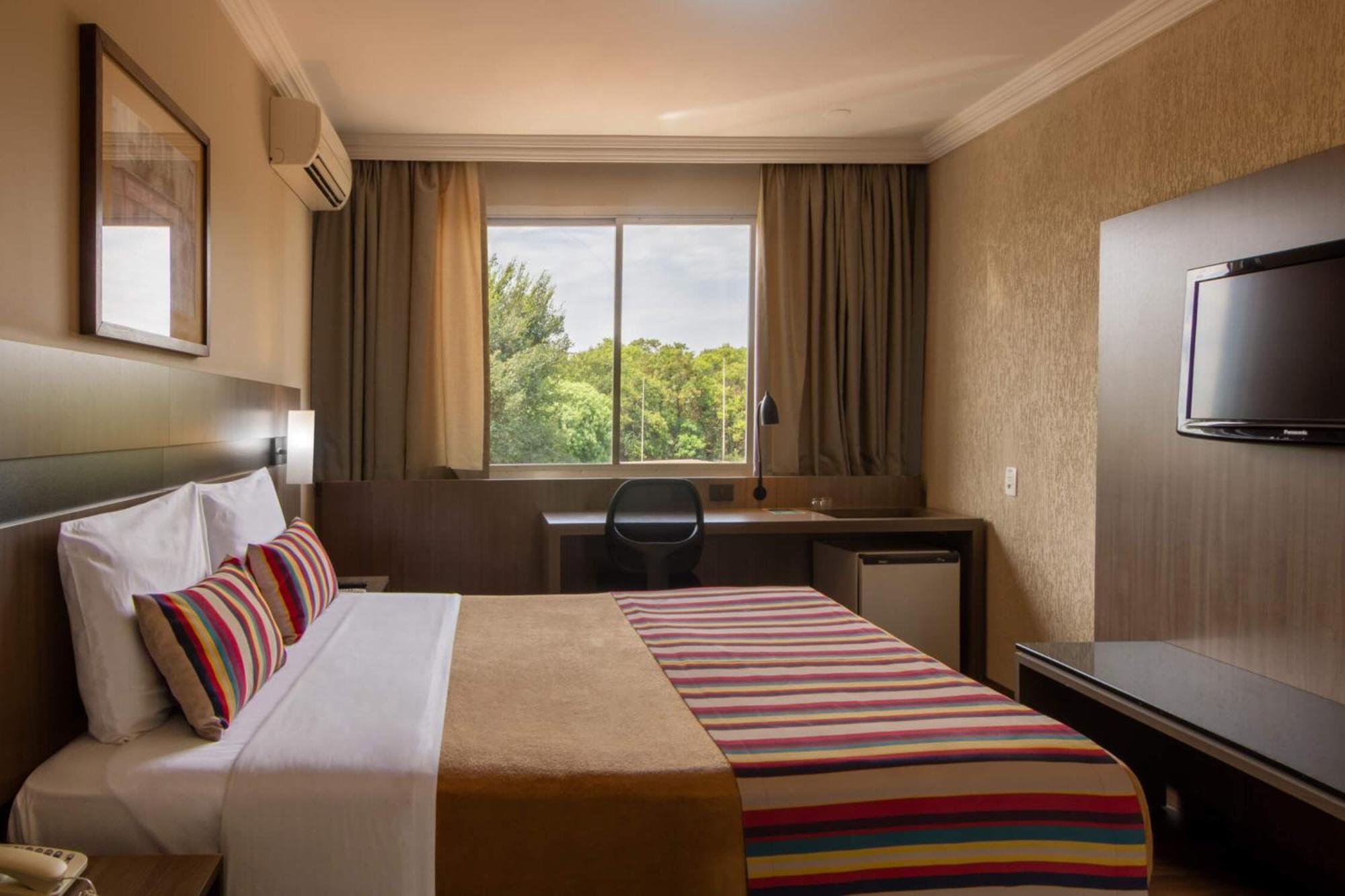 Hotel Deville Express Cascavel Cascavel  Exteriér fotografie