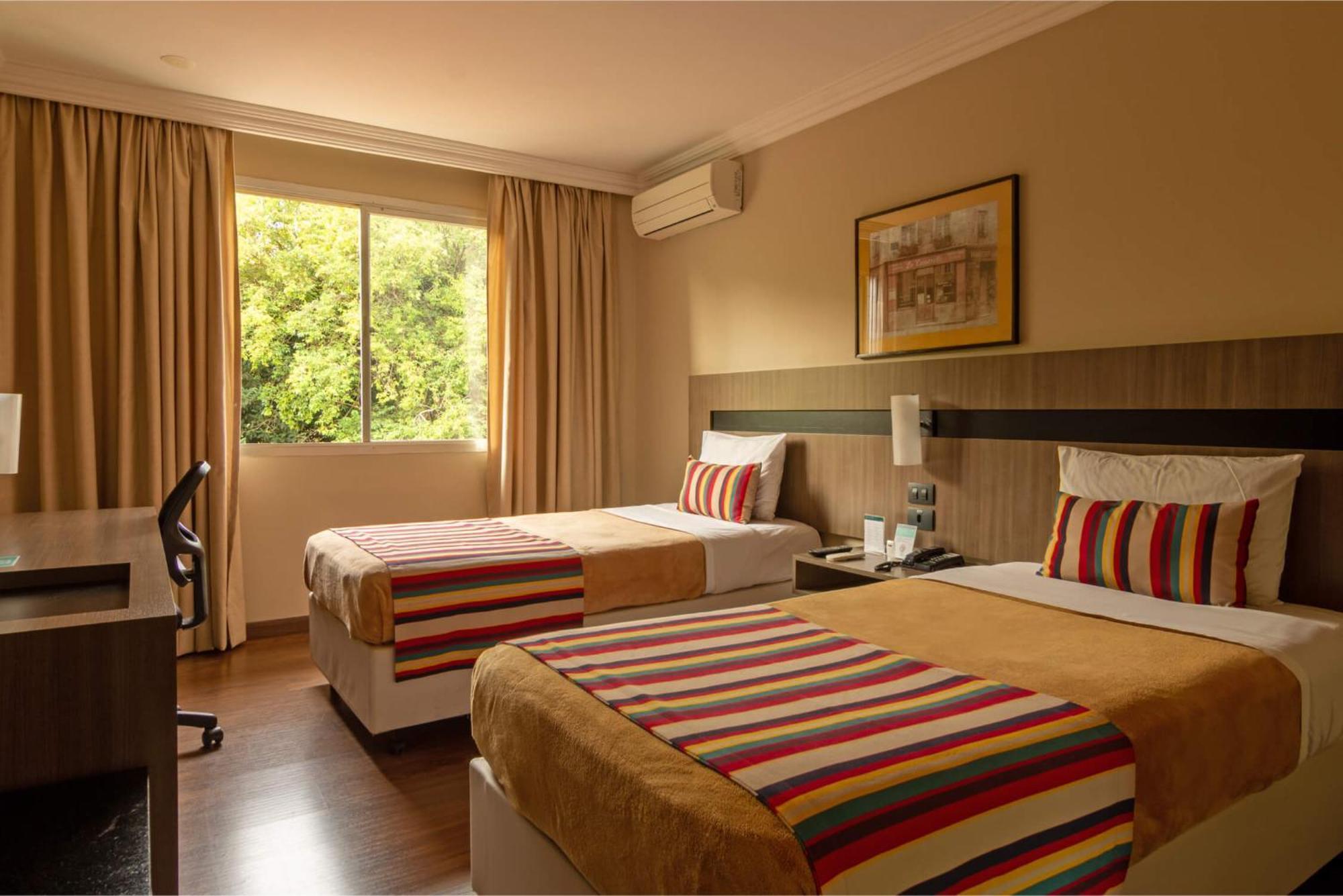 Hotel Deville Express Cascavel Cascavel  Exteriér fotografie