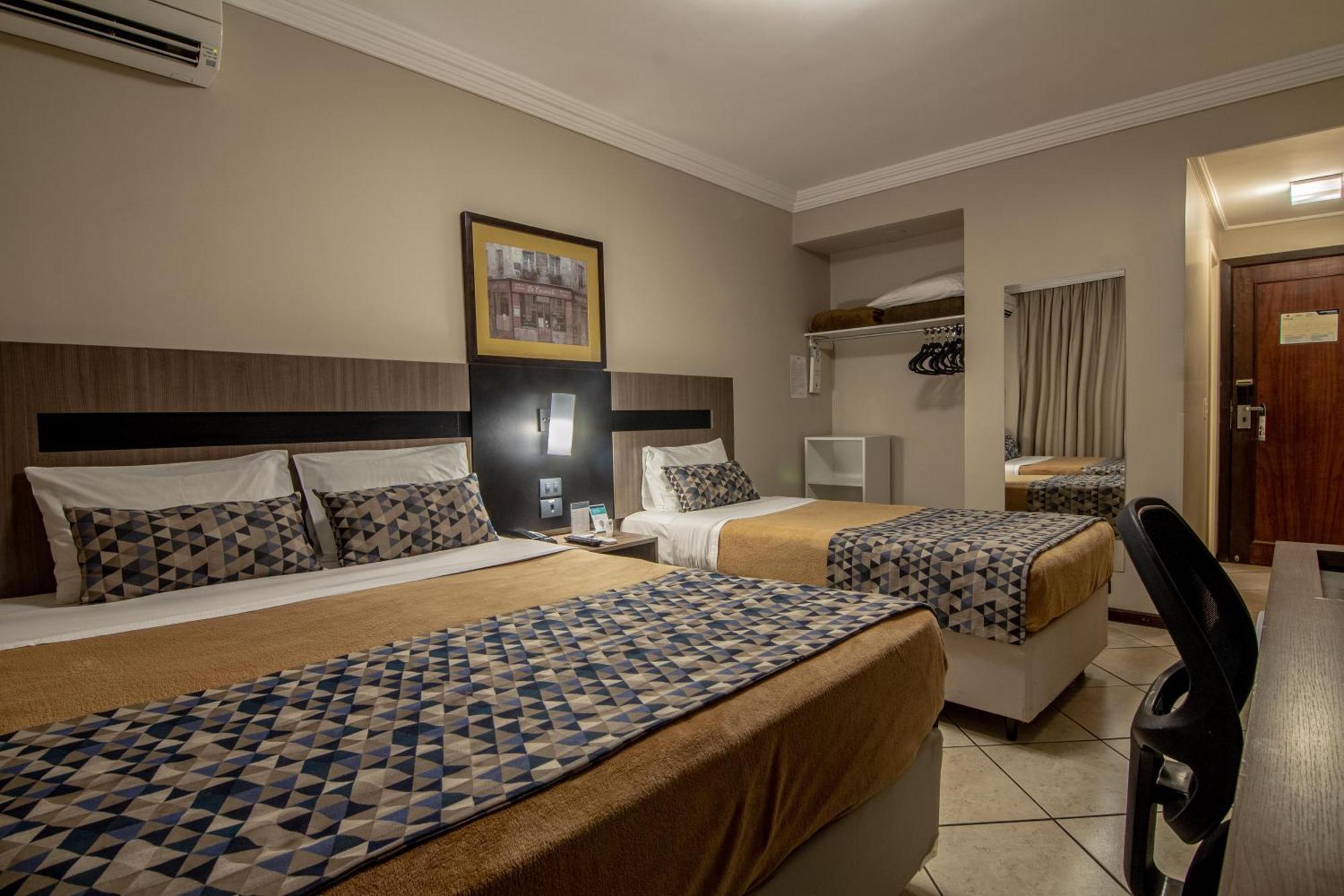 Hotel Deville Express Cascavel Cascavel  Exteriér fotografie