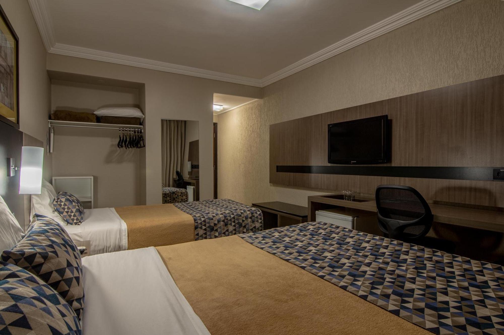 Hotel Deville Express Cascavel Cascavel  Exteriér fotografie